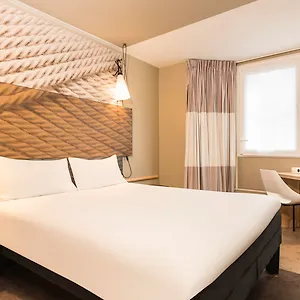 Ibis Gare Du Nord Chateau Landon 10eme Parijs