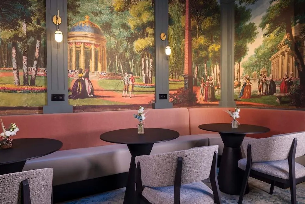 פריז Grand Hotel Leveque