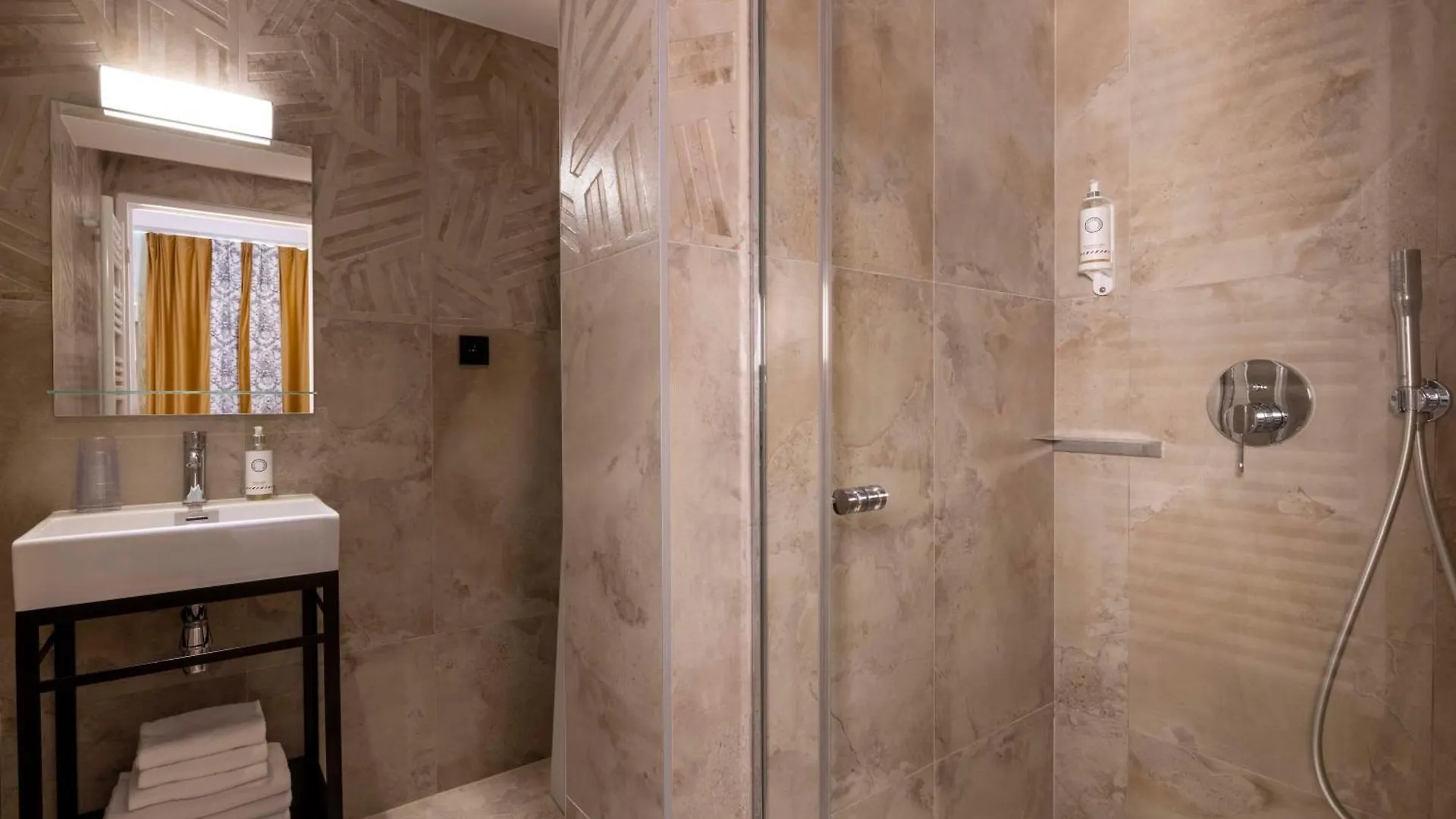 Grand Hotel Leveque Paris